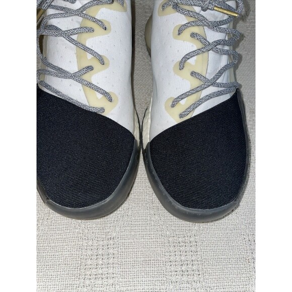 Adidas Harden Men’s Athletic Shoes Size 5 M White Black Athleisure Outdoors
